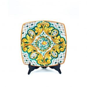 Piatto Ceramica quadrato fregio giallo e verde cm. 27x27